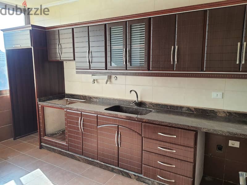 Apartment for sale in Bchamoun El Maderes شقة للبيع ب بشامون المدارس 8