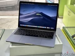 MacBook Pro 2017 13 Inch 256GB/8Ram super clean