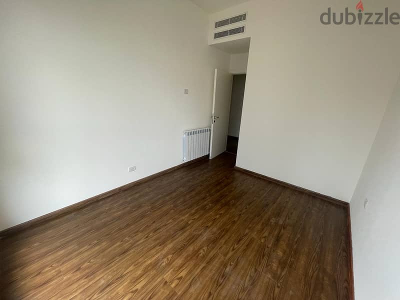 Apartment for sale in Badaro شقة للبيع في بدارو 12