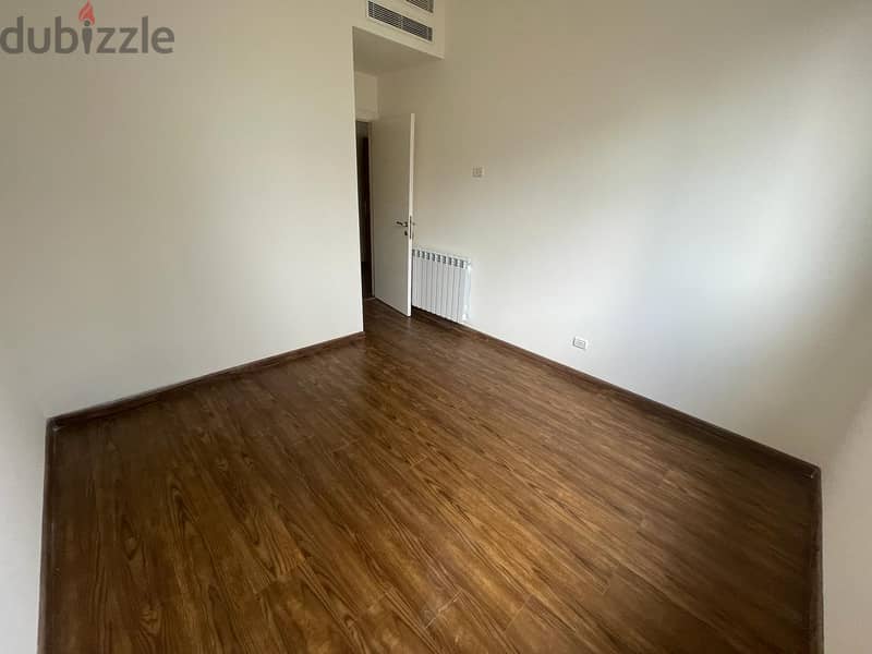 Apartment for sale in Badaro شقة للبيع في بدارو 13