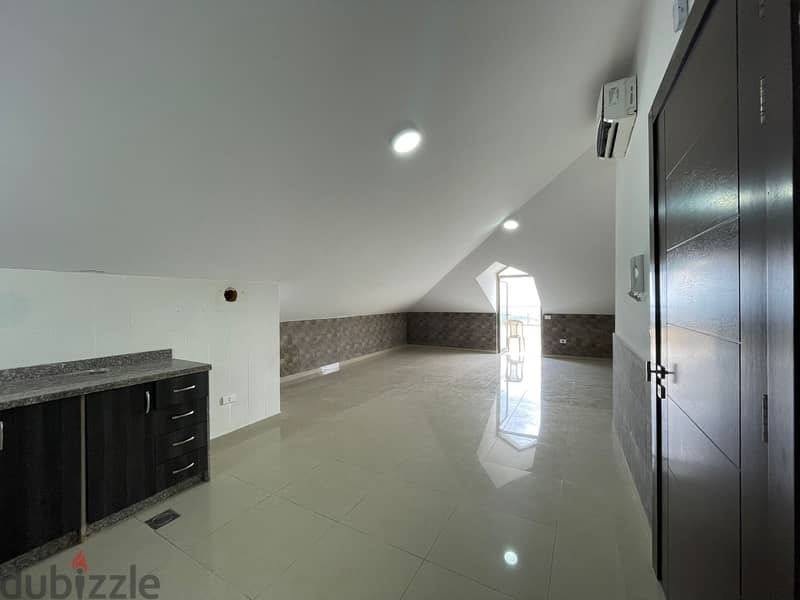 Zikrit | 100m² Rooftop + 40m² Terrace | Open View | Covered Parking 1