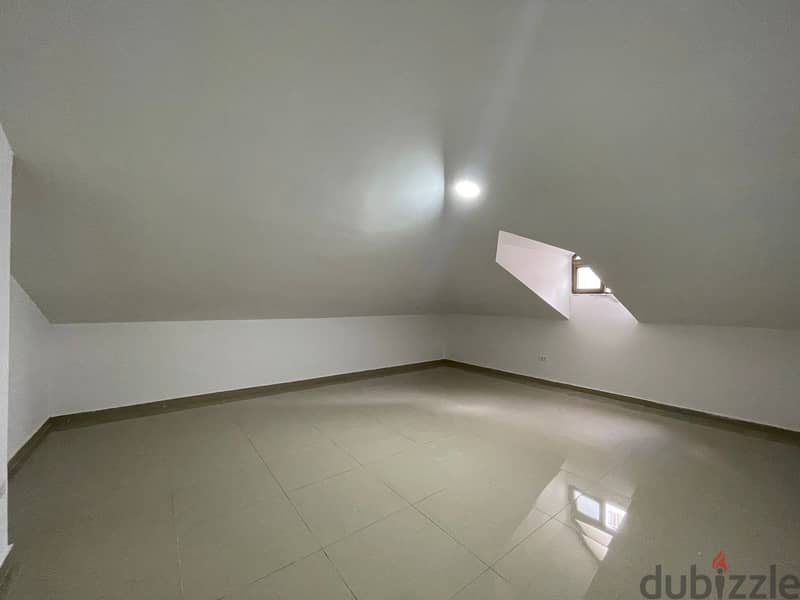 Zikrit | 100m² Rooftop + 40m² Terrace | Open View | Covered Parking 6