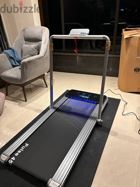Foldable underbed Treadmill with remote control  2.75 hp 125 kg 6