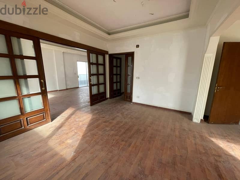 Apartment for sale in Badaro شقة في بدارو للبيع 1