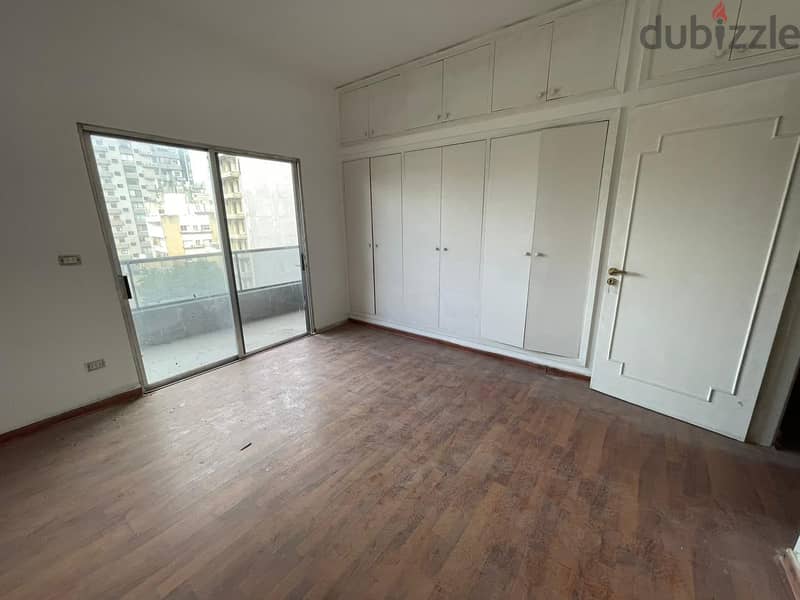 Apartment for sale in Badaro شقة في بدارو للبيع 11