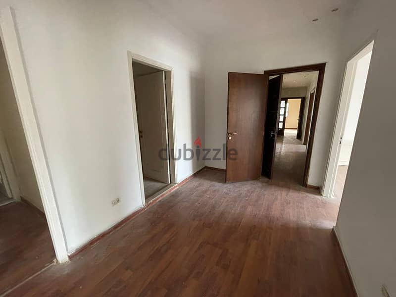 Apartment for sale in Badaro شقة في بدارو للبيع 12