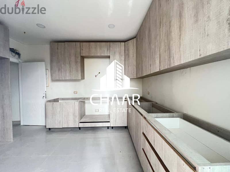 R1806 Apartment for Sale in Achrafieh *BRAND NEW* 3