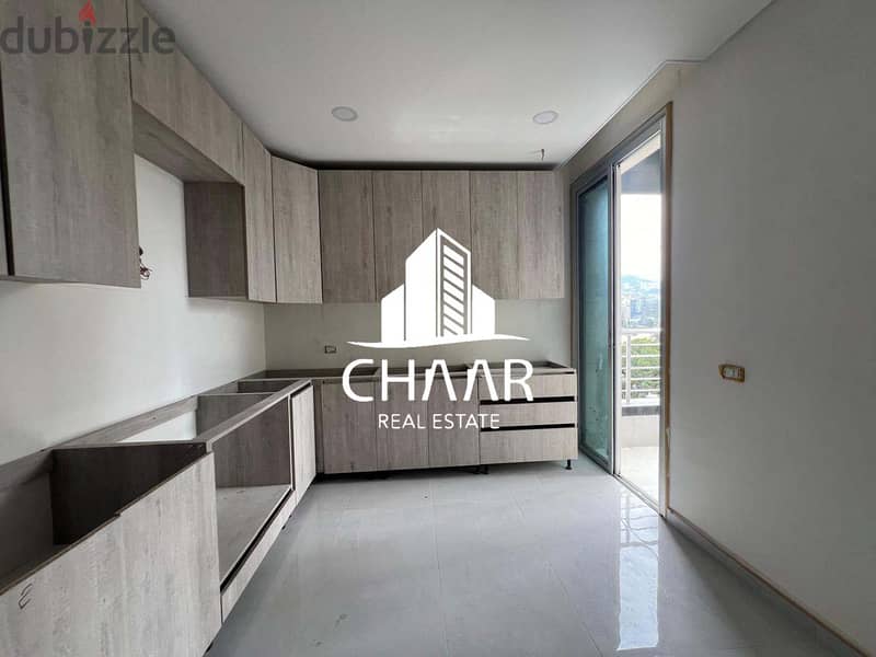 R1806 Apartment for Sale in Achrafieh *BRAND NEW* 4