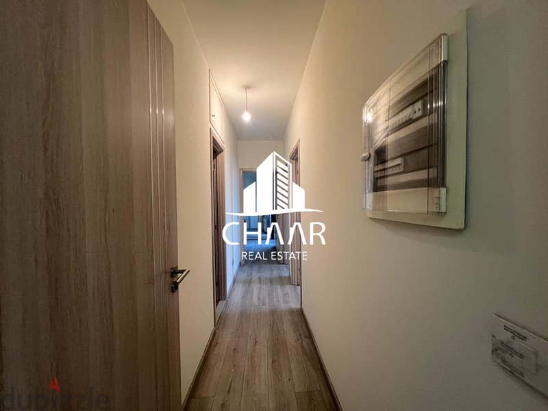 R1787 Highly Attractive Apartment for Sale in Achrafieh 4