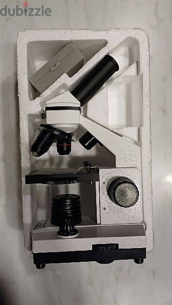 Celestron Labs CM800 Microscope 3