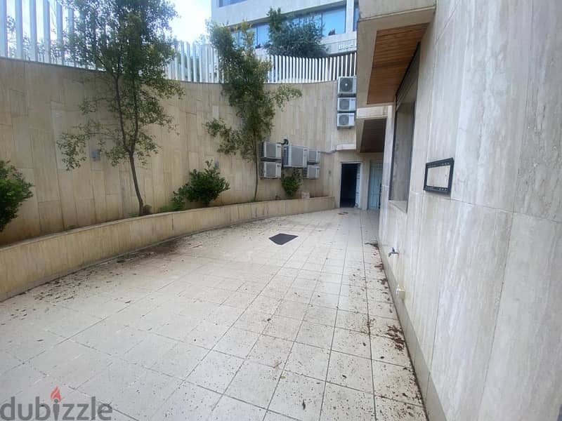 Amazing apartmentwith terrace for rent in louizeh 13