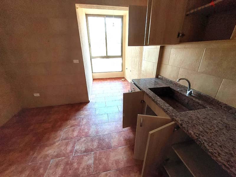 Apartment for sale in jdeideh شقة للبيع في الجديدة 10