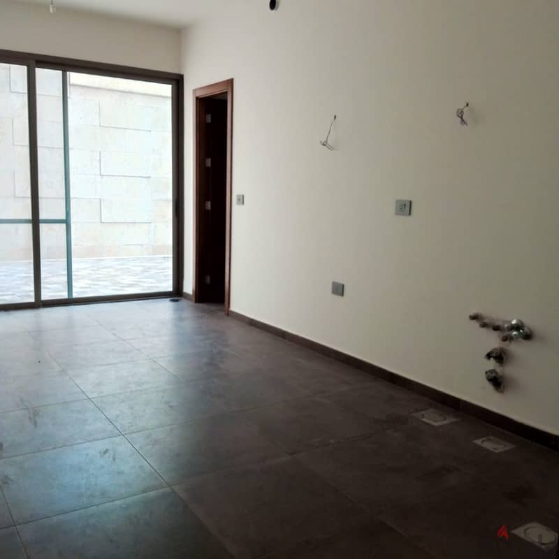 Apartment for sale in Naccache شقة للبيع في النقاش 4