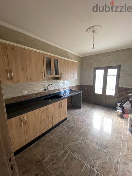 Apartment for sale in Jiyyeh | شقة للبيع في الجية 5