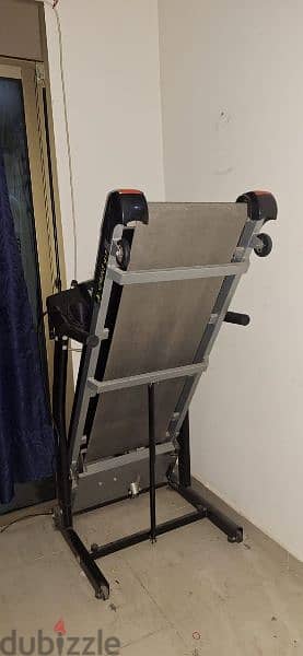 Treadmill in very good condition 4