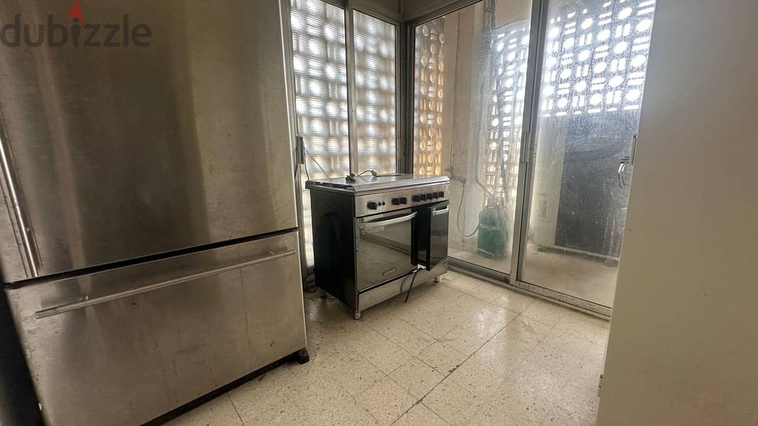 Spacious apartment for sale in Ain al-tinehشقة واسعة للبيع 10
