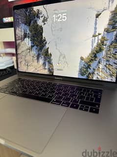 MacBook Pro 15-inch, 2018 Touchbar space gray