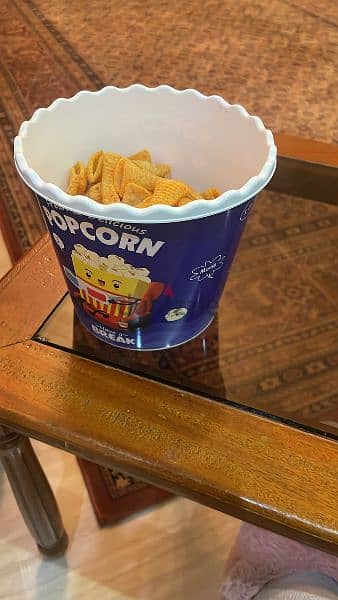 pop corn and crackers bowls 1
