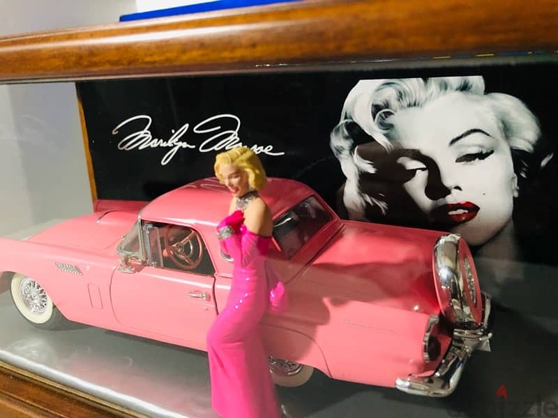 1/18 Vintage diecast  diorama of Marilyn Monroe Oak wood/ Remote 8