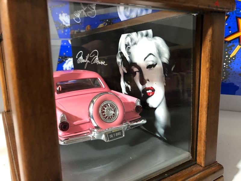 1/18 Vintage diecast  diorama of Marilyn Monroe Oak wood/ Remote 16