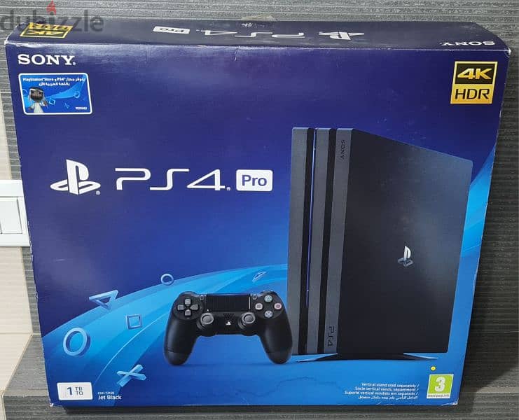 Play station PS 4 pro 6