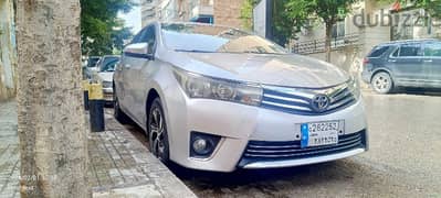 Toyota Corolla 2015 97000 km مصدر شركة company source  Full Option