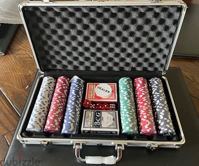 POKER SET (300 CHIPS , 2 DECK OF CARDS, DICE)