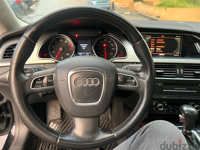 Audi A5 2.0T Quattro 8