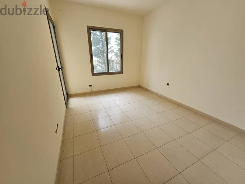 RWB285MT - Apartment for sale in Jbeil 8