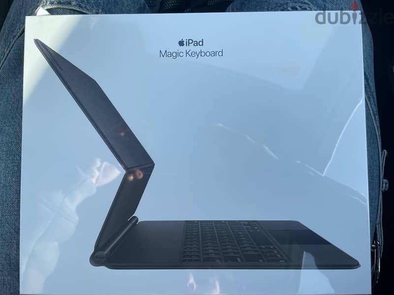 Apple Magic Keyboard for iPad Pro 12.9” 0