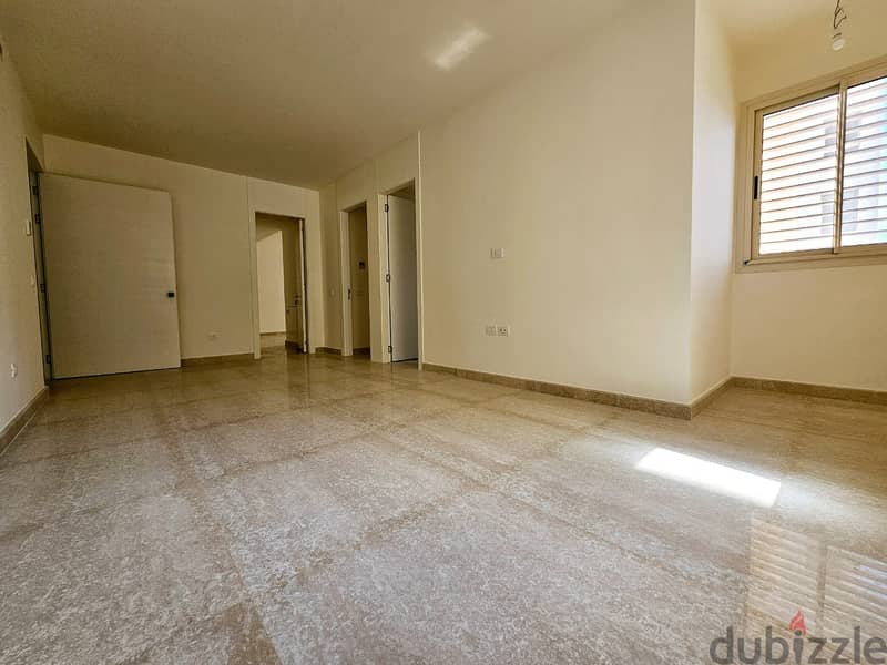 RA24-3328 Unlockable sea view apartment is for rent in Ramlet El Bayda 7