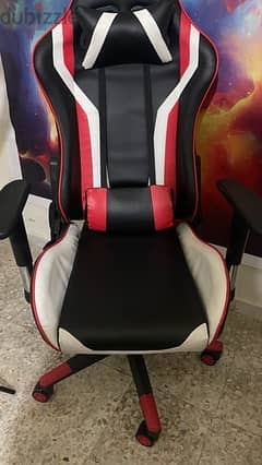 gaming chair new barely used  for more info contact :76351945