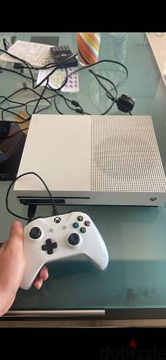 xbox 1 series x with controler
