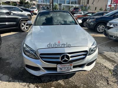 FREE Registration Mercedes  C300 4 matic    panoramic clean car fax