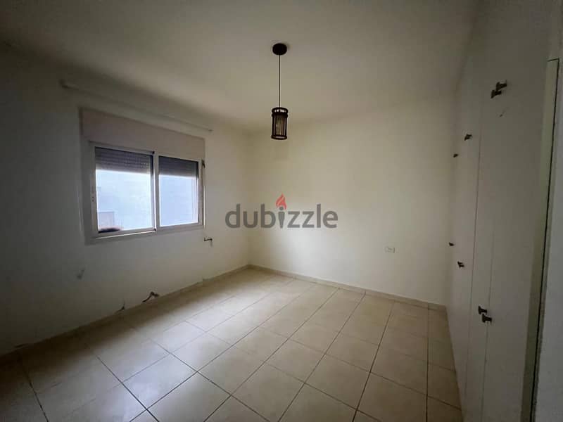 L14956-Cozy Apartment With A Lovely Seaview for Rent In Adma 2
