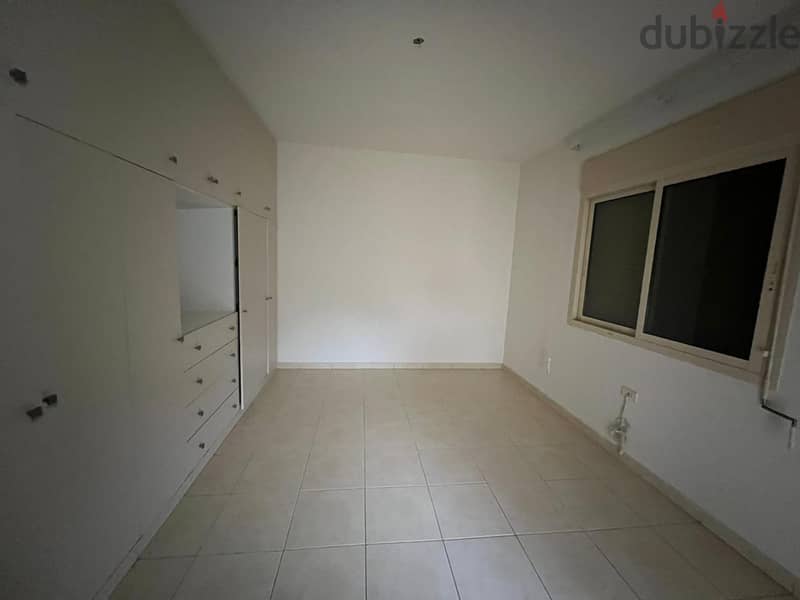 L14956-Cozy Apartment With A Lovely Seaview for Rent In Adma 3