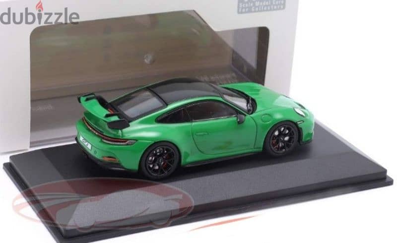 Porsche GT3 diecast car model 1;43. 4