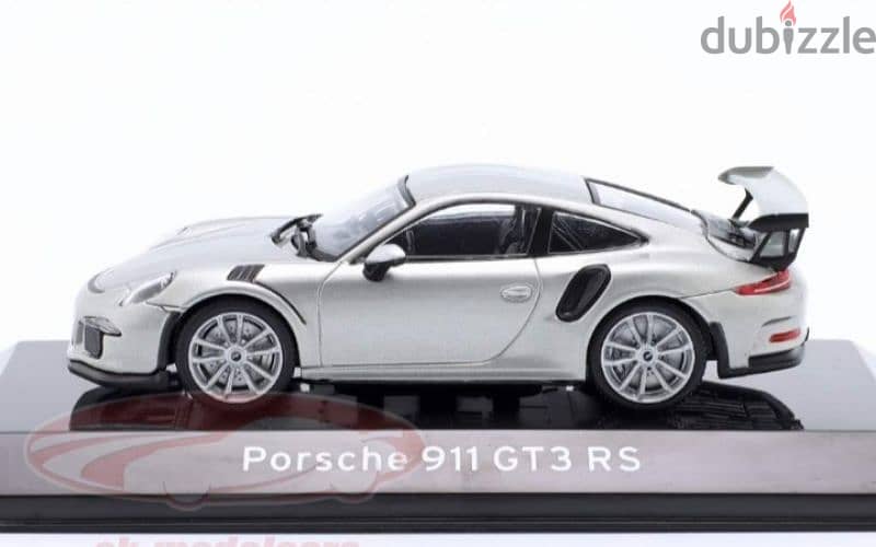Porsche GT3 RS diecast car model 1;43. 2