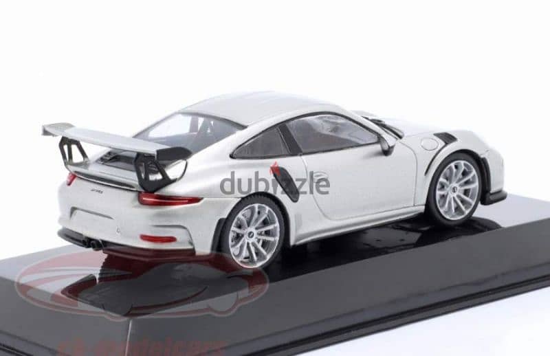 Porsche GT3 RS diecast car model 1;43. 3