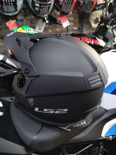 LS2 (original) moto cross helmets 4