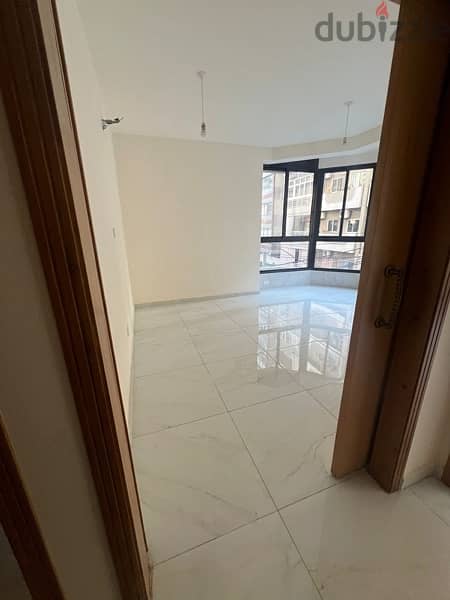 Apartment for sale in Ras Al-Nabaa | شقة للبيع في رأس النبع 6