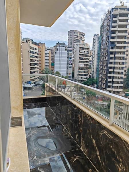 Apartment for sale in Hamra | شقة للبيع في الحمرا 5