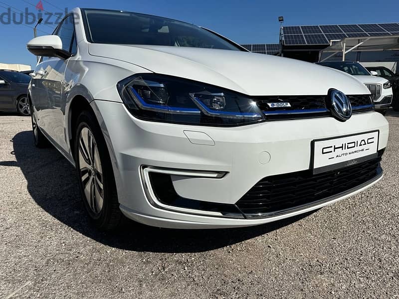 VW E golf 2021 , 300 km range warranty 10