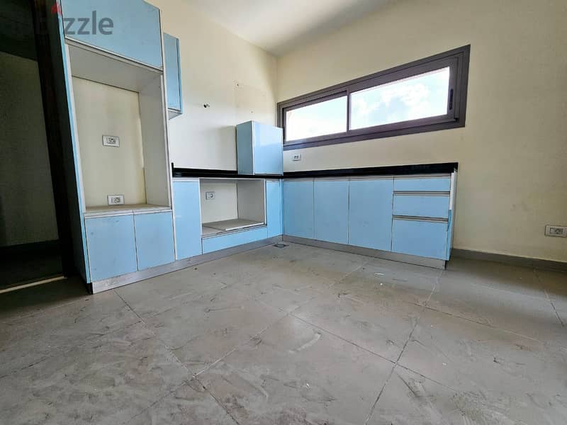 RA22-1248 Super Deluxe Apartment for rent in Sodeco, 195m, 1550$ cash 7