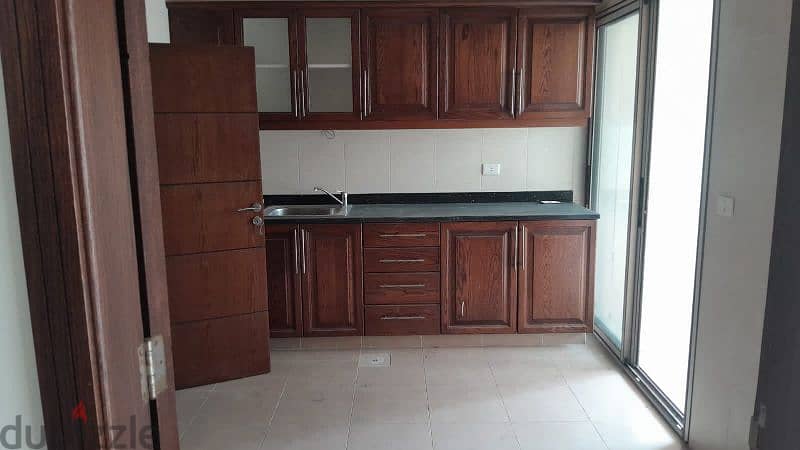 Outstanding I 185 SQM apartment in Main Street , Hamra . 5