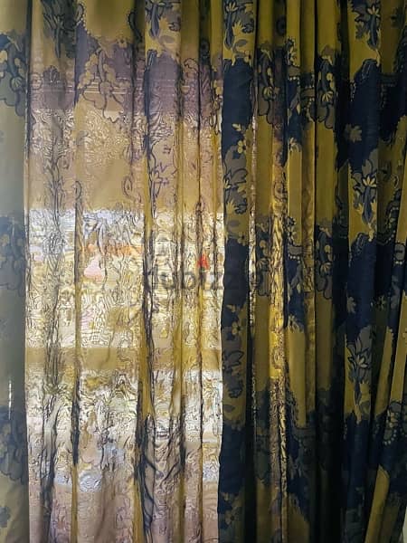 4 x Vintage Curtains with Gold plated hooks 3