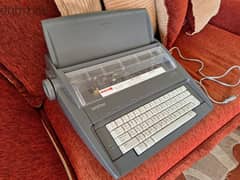 Brother AX-325 Electronic Typewriter. 0