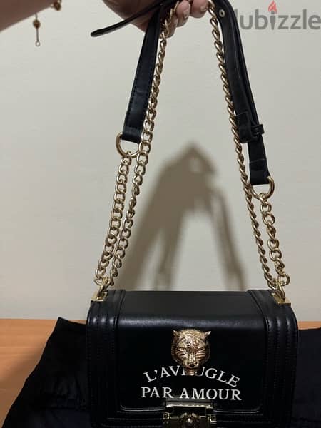 unique classy shoulder bag with gold chain from italy special price 1