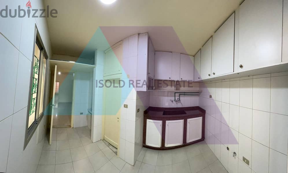 A 89 m2 apartment with a terrace for rent in Tabaris/Achrafieh 1