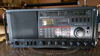 Grundig Radio Satellite 650